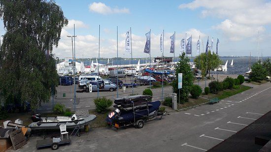 Pływanie i Plażowanie